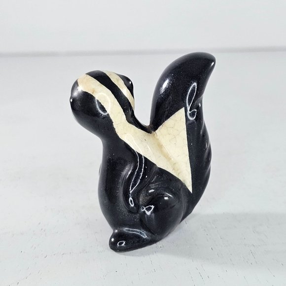 Vintage California Art Pottery Skunk Figurine - Picture 5 of 8